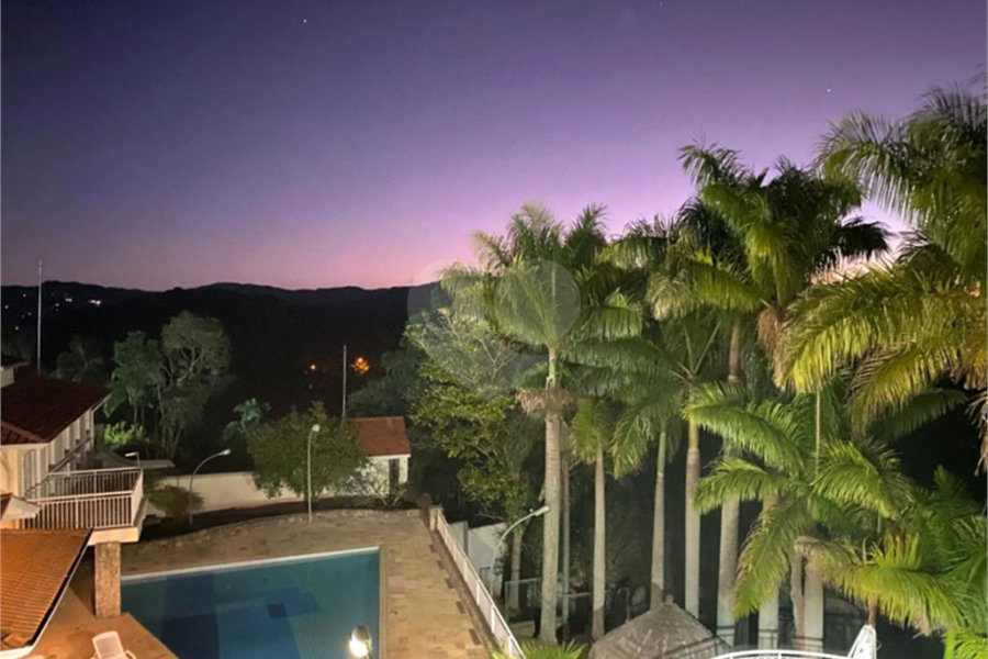 Casa à venda com 6 suítes no condomínio Sausalito, Mairiporã - SP