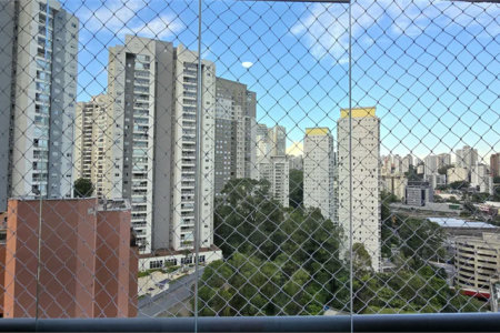 Apartamento à venda com 2 quartos, sendo 1 suíte, em Vila Andrade, São Paulo, SP