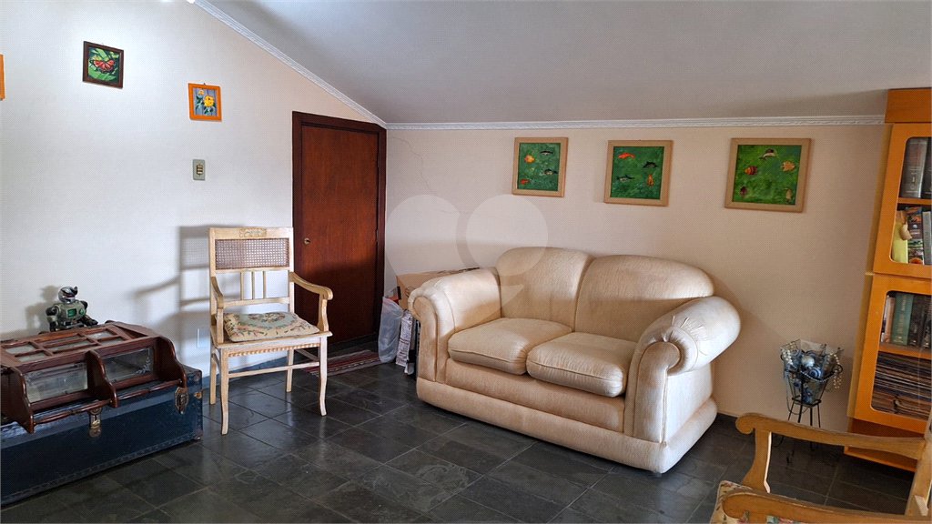 Sobrado à venda com 3 quartos, sendo 1 suíte, em Jardim Saira, Sorocaba, SP
