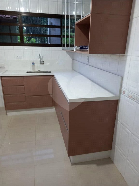 Sobrado à venda com 3 quartos, sendo 1 suíte, em Tremembé, São Paulo, SP
