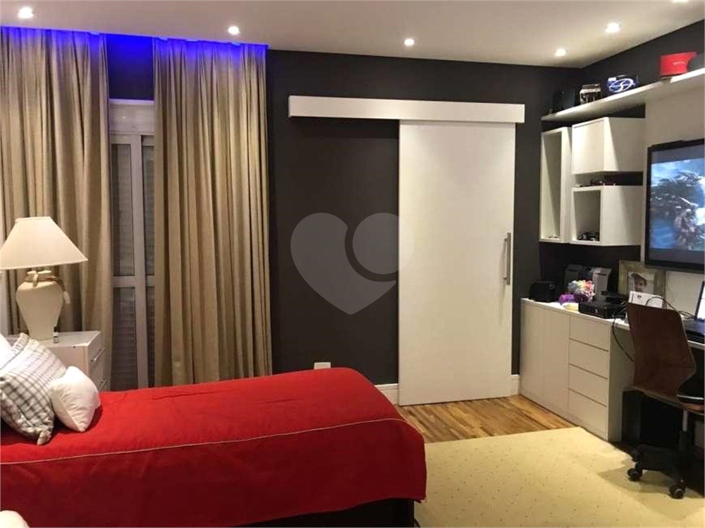 Casa à venda com 4 suítes em Vila São Silvestre, São Paulo, SP