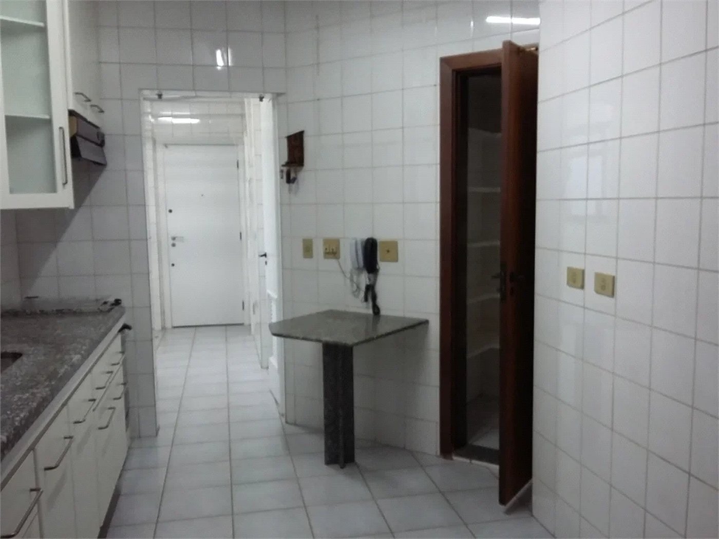 Apartamento à venda com 3 quartos, sendo 2 suítes,  em Vila Suzana, São Paulo, SP