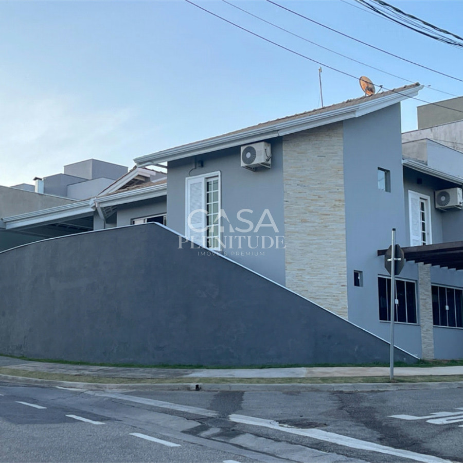 Casa em condomínio à venda com 4 quartos, sendo 1 suíte, em Horto Florestal, Sorocaba, SP