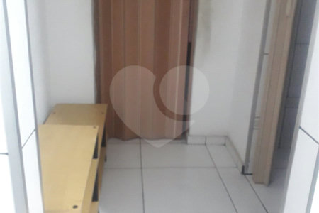 Casa Térrea à venda com 3 quartos em Jardim Nadir, São Paulo, SP