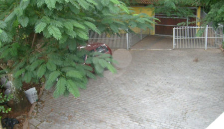 Casa à venda ou para alugar com 4 quartos, sendo 2 suítes,  no Centro, Vinhedo, SP