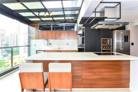 Apartamento de 1 quarto - Vila Mariana - Varanda, - 1 vaga - Lazer e serviços no condomínio.