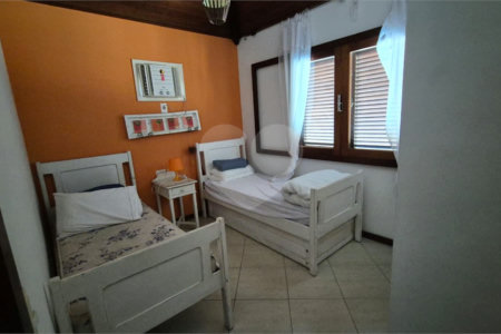 Casa à venda com 5 quartos, sendo 4 suítes,  em Geribá, Armação dos Búzios, RJ