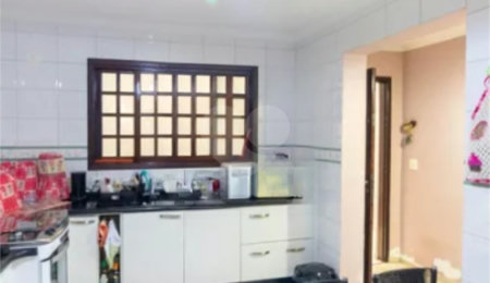 Sobrado à venda com 3 quartos, sendo 1 suíte,  em Penha, São Paulo, SP