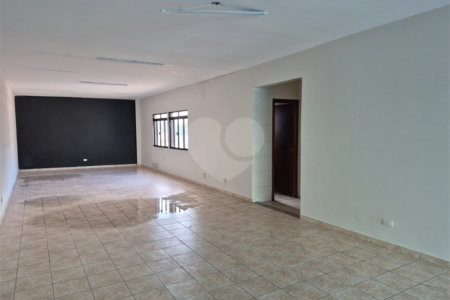 Prédio à venda em Imirim, São Paulo, SP