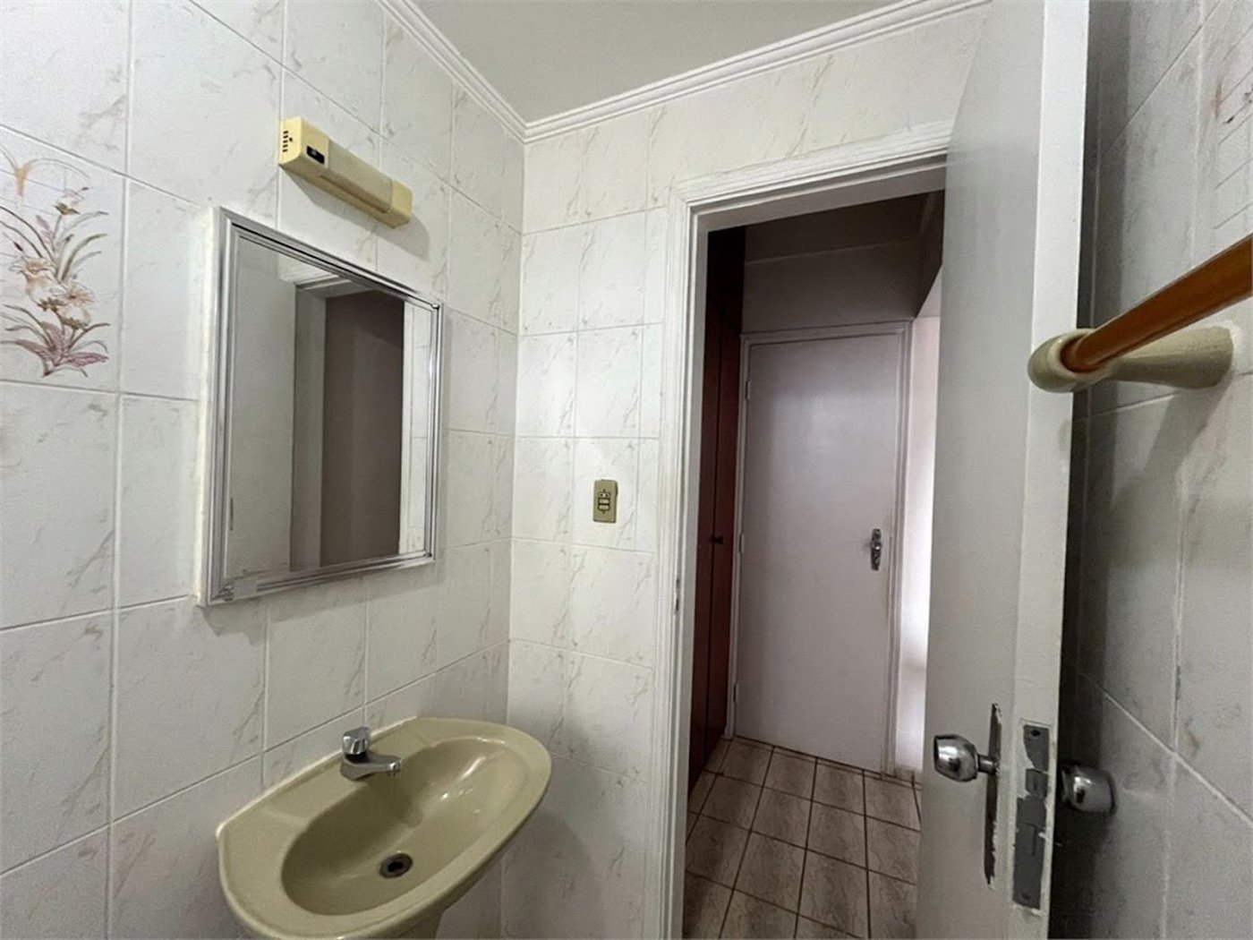 Apartamento Residencial à venda, Jardim Las Palmas, Guarujá - AP0190.