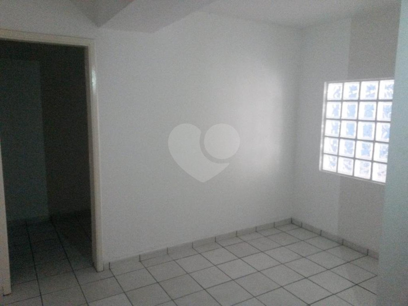 Sobrado à venda com 15 quartos, sendo 3 suítes, em Tucuruvi, São Paulo, SP