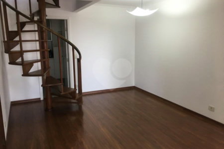 Cobertura à venda com 3 quartos, sendo 2 suítes, em Bela Aliança, São Paulo, SP
