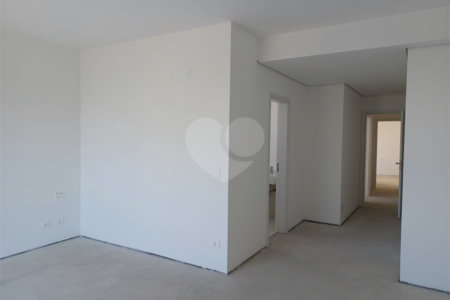 Apartamento à venda com 4 suítes em Real Parque, São Paulo, SP