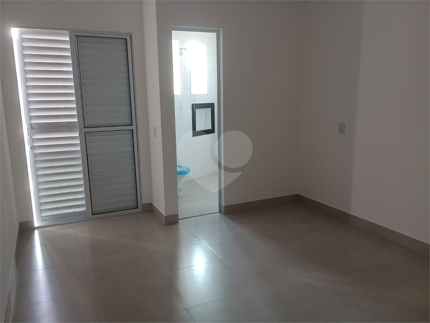Sobrado à venda com 3 quartos, sendo 2 suítes, em Cidade Patriarca, São Paulo, SP