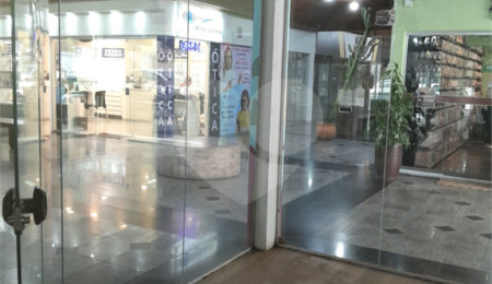 Loja para alugar em Vila Santo Antônio, Cotia, SP