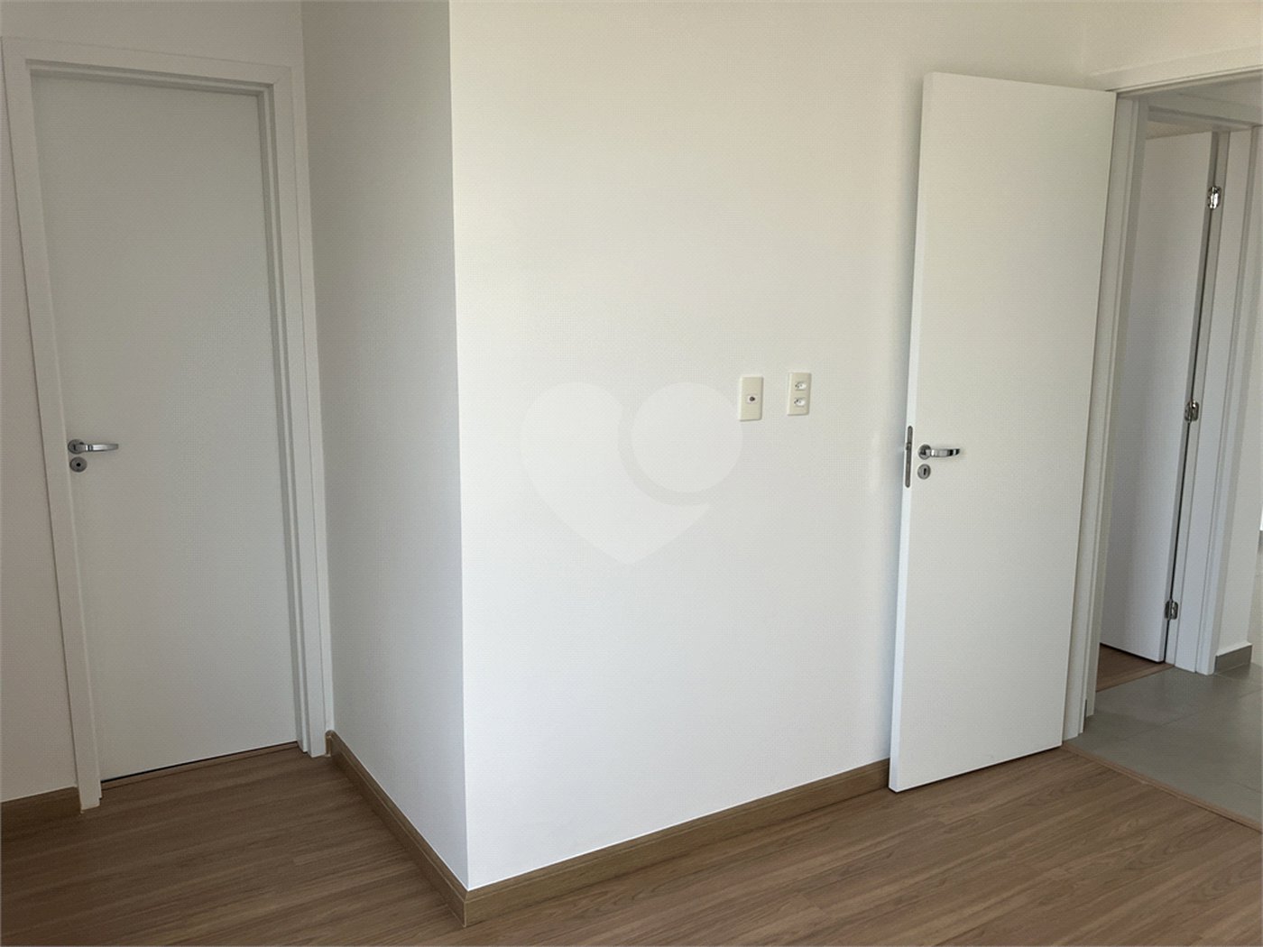 Apartamento à venda com 2 quartos, sendo 1 suíte, em Jardim Paulistano, Sorocaba, SP
