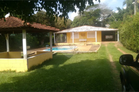 Chácara à venda com 5 quartos, sendo 2 suítes,  em Chácara Recreio Danubio, Holambra, SP