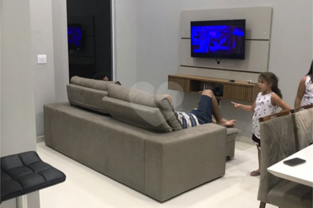 Casa à venda com 2 quartos, sendo 1 suíte, no condomínio Residencial Jardim, Sorocaba - SP