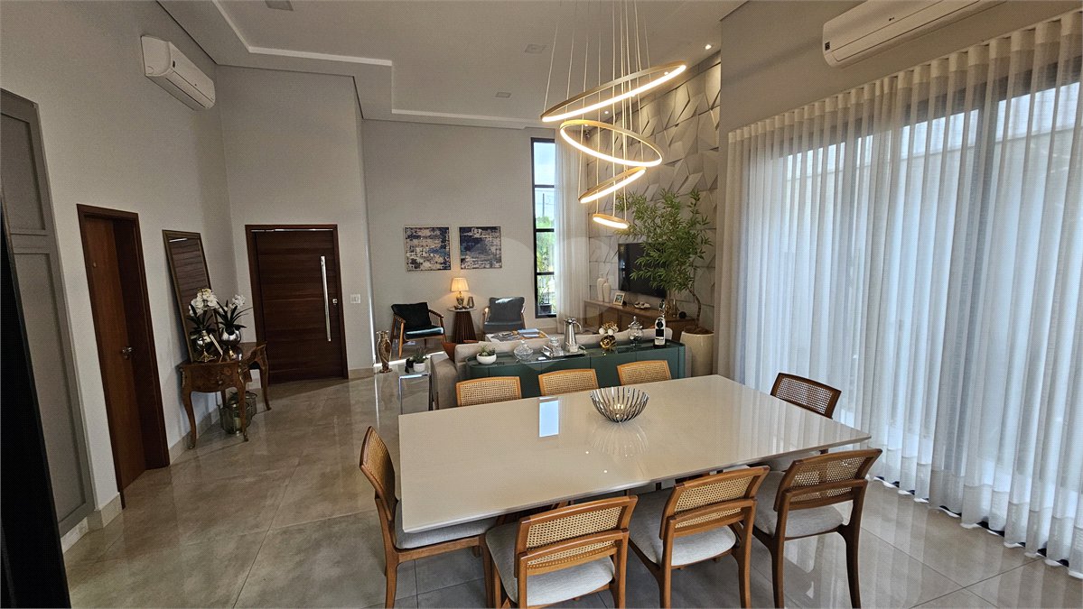 Casa à venda com 4 suítes no condomínio Residencial Helvetia Park, Indaiatuba - SP