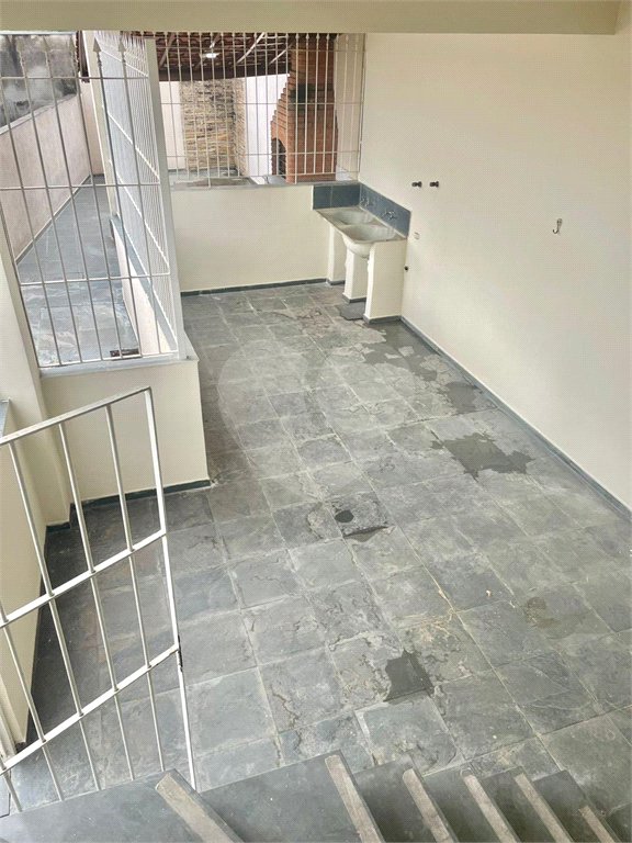 Sobrado à venda com 4 quartos, sendo 1 suíte, em Parque São Domingos, São Paulo, SP