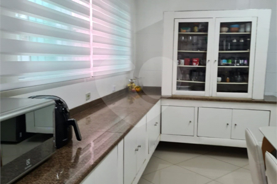 Sobrado à venda com 5 quartos, sendo 2 suítes, em Vila Guilherme, São Paulo, SP