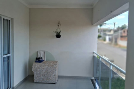 Casa à venda com 3 quartos, sendo 1 suíte, em Parque Terras de Santa Maria, Hortolândia, SP