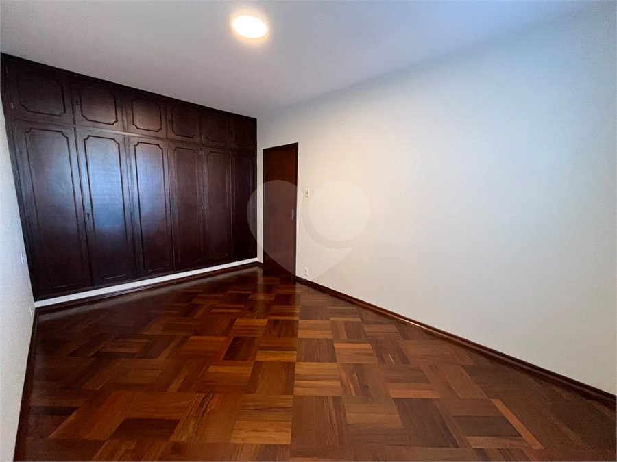 Casa à venda com 3 quartos, sendo 1 suíte, em Jardim Itália, Itapetininga, SP