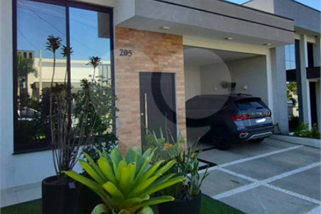 Casa à venda com 3 quartos, sendo 1 suíte,  no condomínio Mantova, Indaiatuba - SP