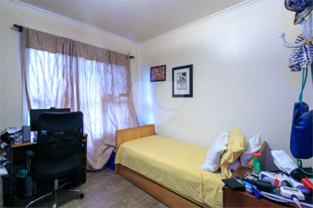 Casa à venda com 4 quartos, sendo 2 suítes, em Jardim Marajoara, São Paulo, SP