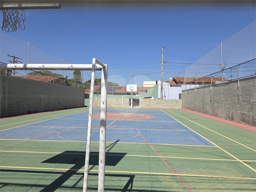 Casa à venda com 3 quartos, sendo 1 suíte, no condomínio Parque das Árvores, Sorocaba - SP