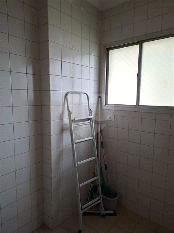 Apartamento à venda com 2 quartos em Parque Maria Domitila, São Paulo, SP