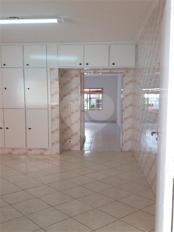 Casa com 125m² , 2 dormitórios , 2 vagas , à venda no Jardim Las Vegas em Santo André.