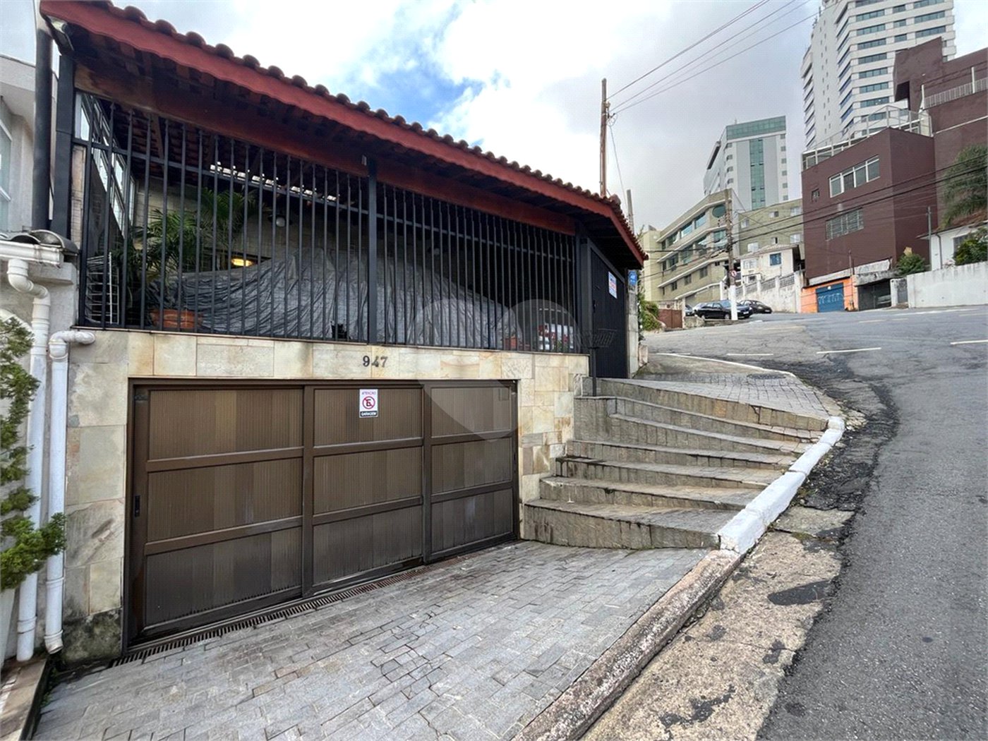 Casa à venda com 4 quartos, sendo 1 suíte,  em Jardim Franca, São Paulo, SP