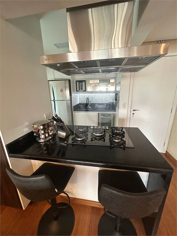 Apartamento à venda com 2 quartos, sendo 1 suíte,  em Vila Romana, São Paulo, SP