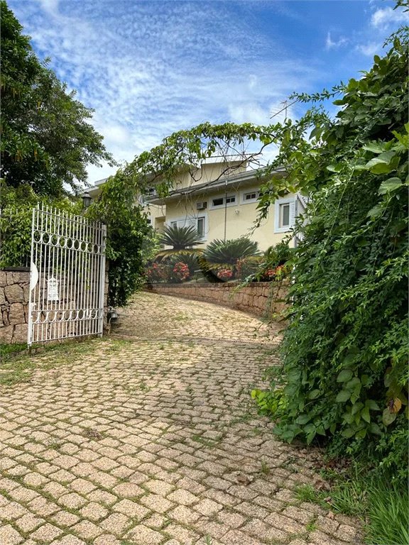 Casa à venda com 6 quartos, sendo 3 suítes, em Chácara Malota, Jundiaí, SP