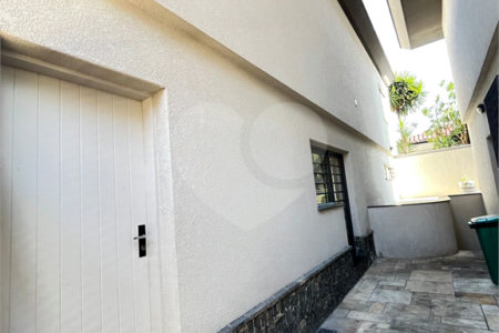Sobrado à venda com 4 quartos, sendo 1 suíte, em Santana, São Paulo, SP