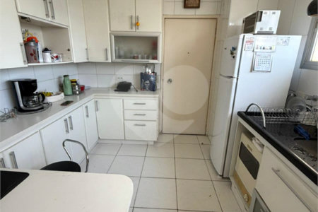 Apartamento à venda com 4 quartos, sendo 1 suíte, em Indianópolis, São Paulo, SP