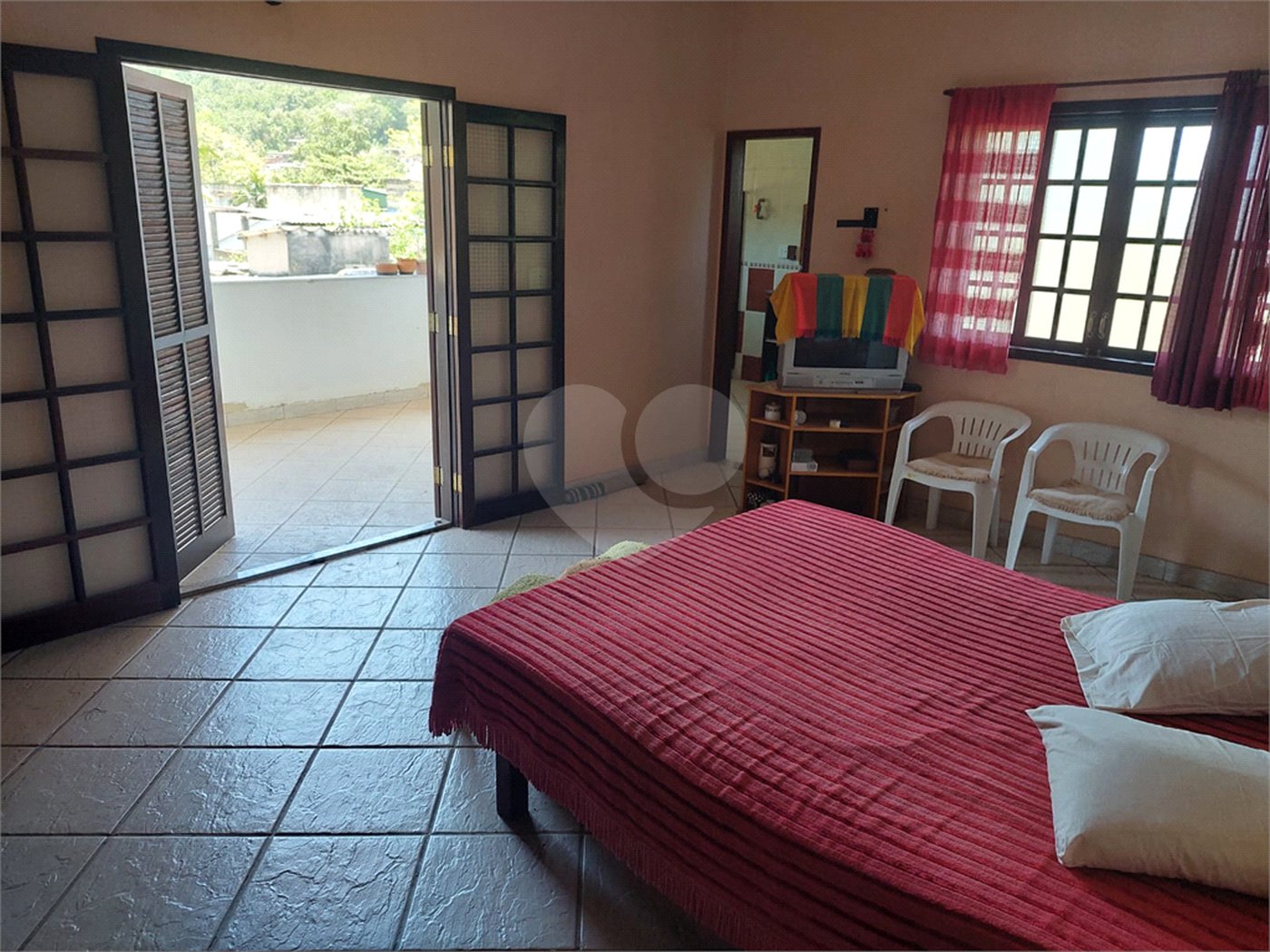 Casa à venda com 2 quartos, sendo 1 suíte,  em Vila Muriqui, Mangaratiba, RJ