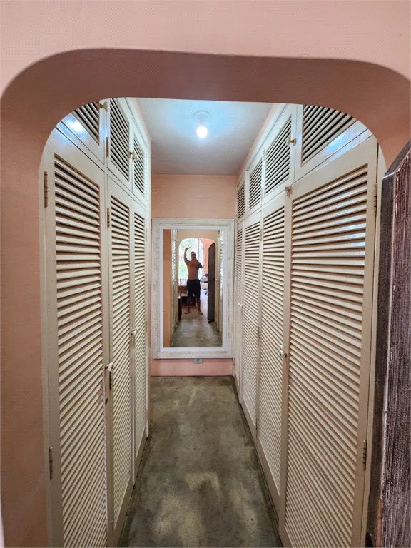 Sobrado à venda com 4 quartos, sendo 2 suítes, em Jardim Leonor, São Paulo, SP
