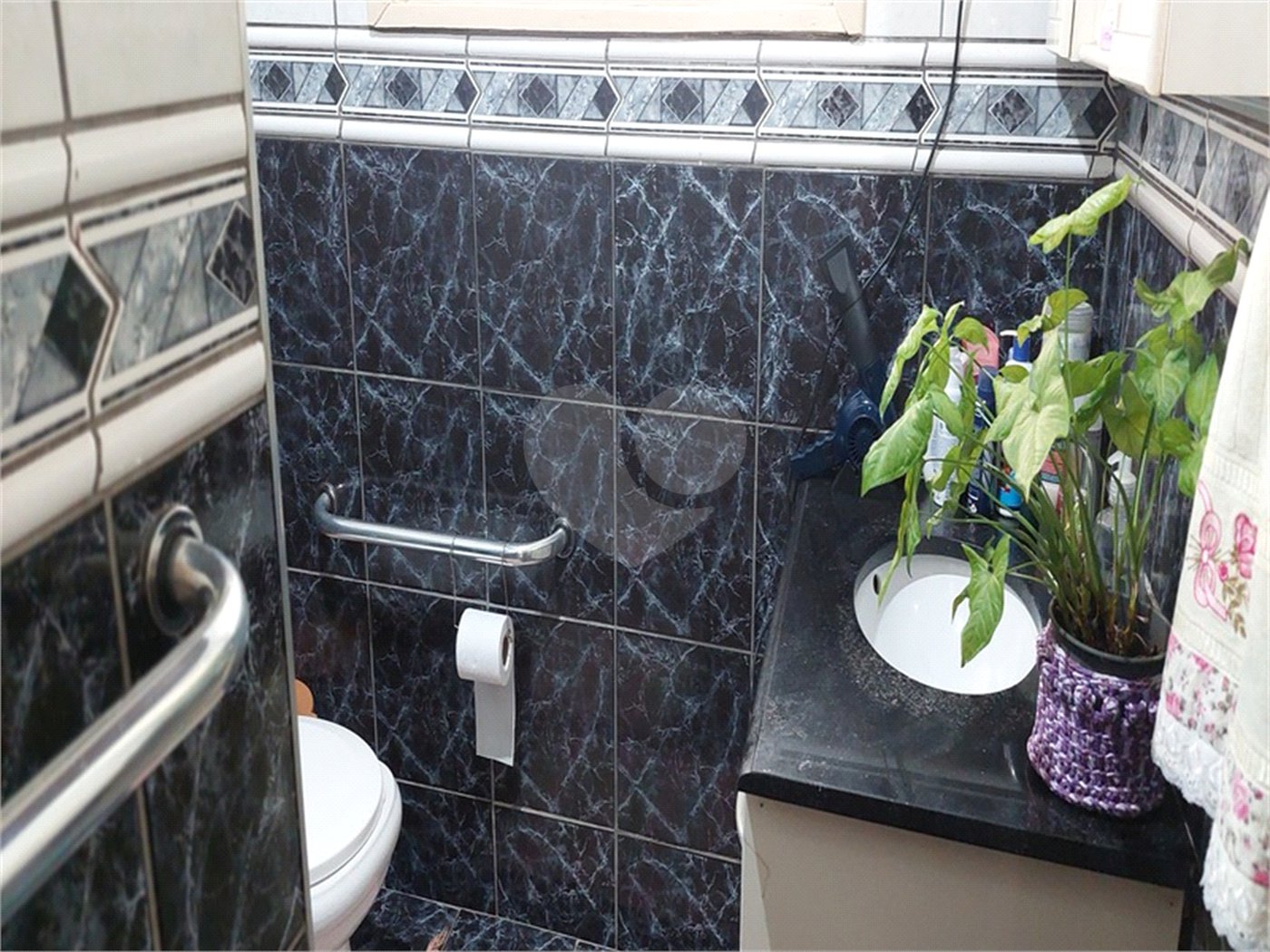 Casa à venda com 3 quartos, sendo 1 suíte, em Pirucaia, Mairiporã, SP