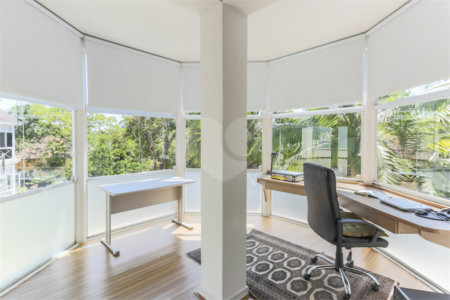 Casa à venda com 5 suítes no condomínio Chácara Flora, São Paulo - SP