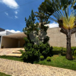 Casa à venda com 3 suítes no condomínio Portal dos Pinheiros, Itapetininga - SP