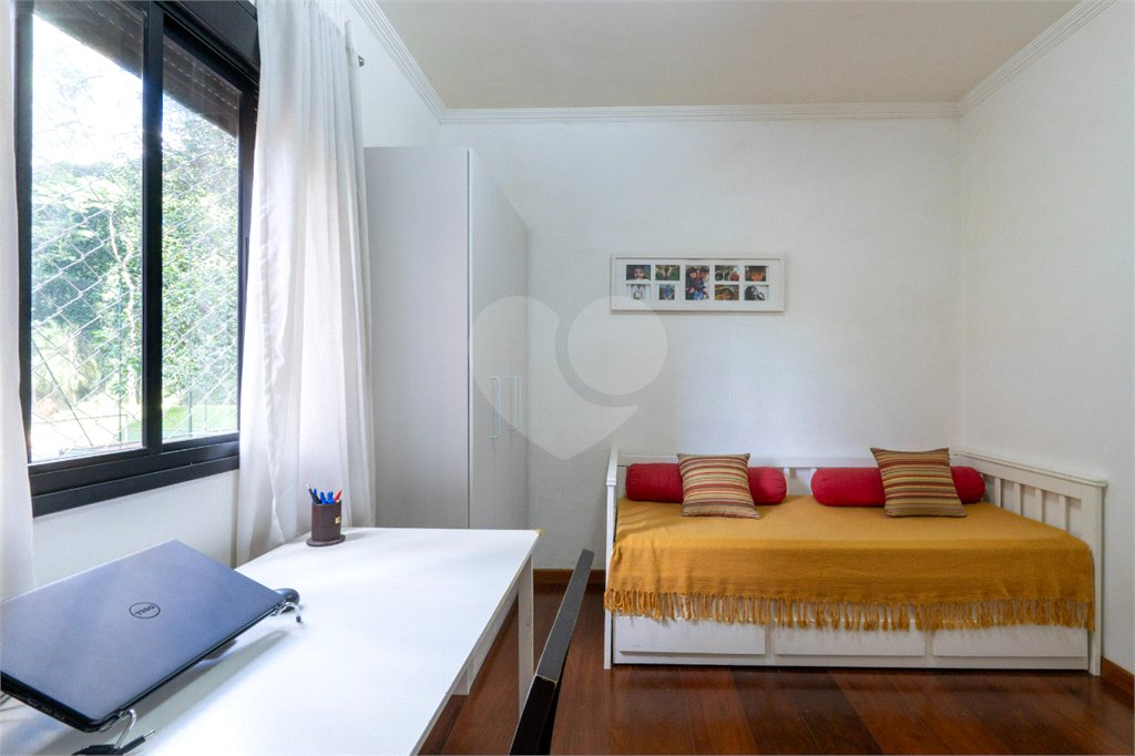 Apartamento à venda com 3 suítes em Vila Suzana, São Paulo, SP