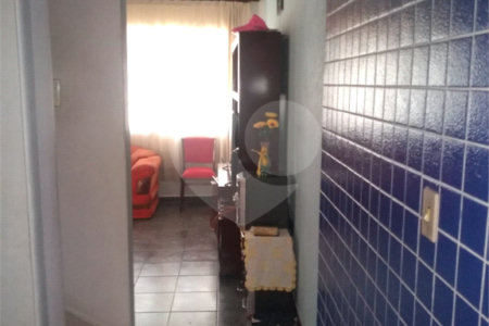 Sobrado à venda com 3 quartos em Vila Marari, São Paulo, SP