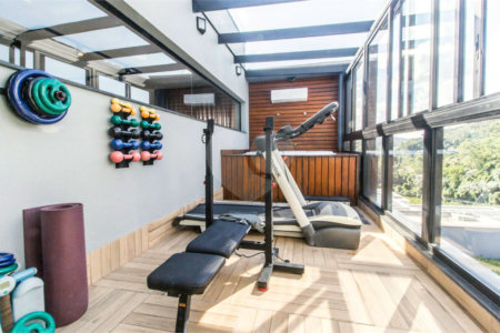 Casa de Alto Padrão à Venda no Residencial Campos do Conde – Santana de Parnaíba/SP