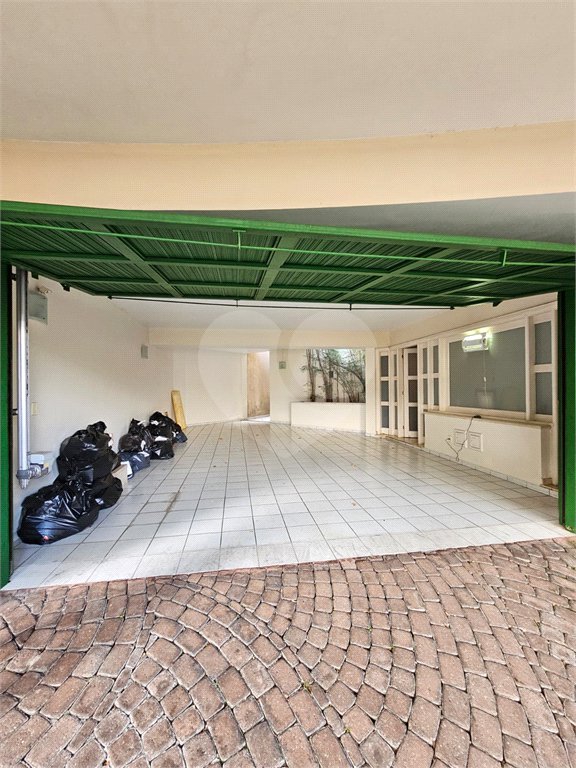 Casa à venda com 3 quartos, sendo 2 suítes,  no condomínio La Vilette, São Paulo - SP