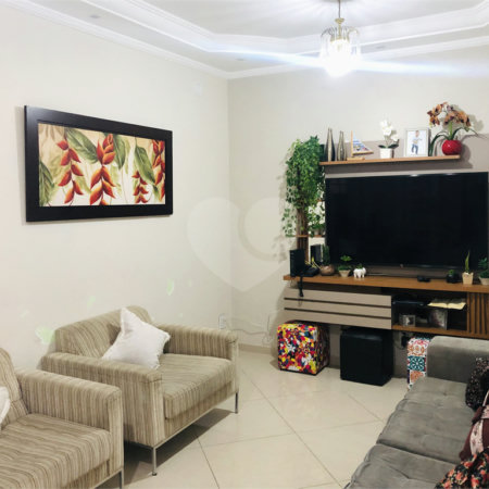 Casa à venda com 3 quartos, sendo 1 suíte, em Vila Suissa, Mogi das Cruzes, SP