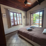 Casa à venda com 3 quartos, sendo 1 suíte, no condomínio Estância Marambaia, Vinhedo - SP