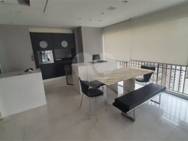 Apartamento à venda com 3 suítes em Santana, São Paulo, SP