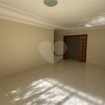 Casa para alugar com 4 quartos, sendo 3 suítes, em Vila Sfeir, Indaiatuba, SP